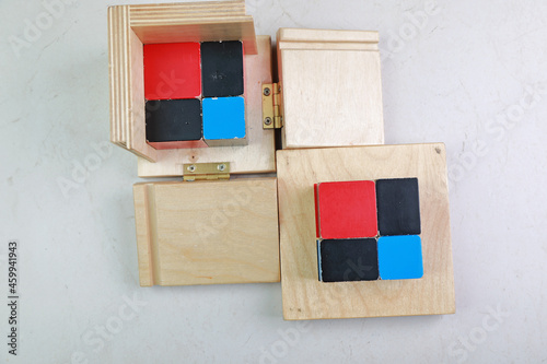 Konstfotografi Montessori binomial and trinomial cubes