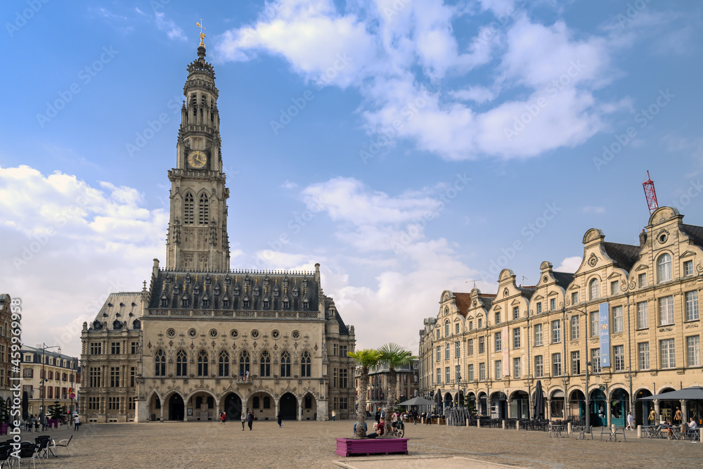 Fototapeta premium Arras town center, Heroes Square