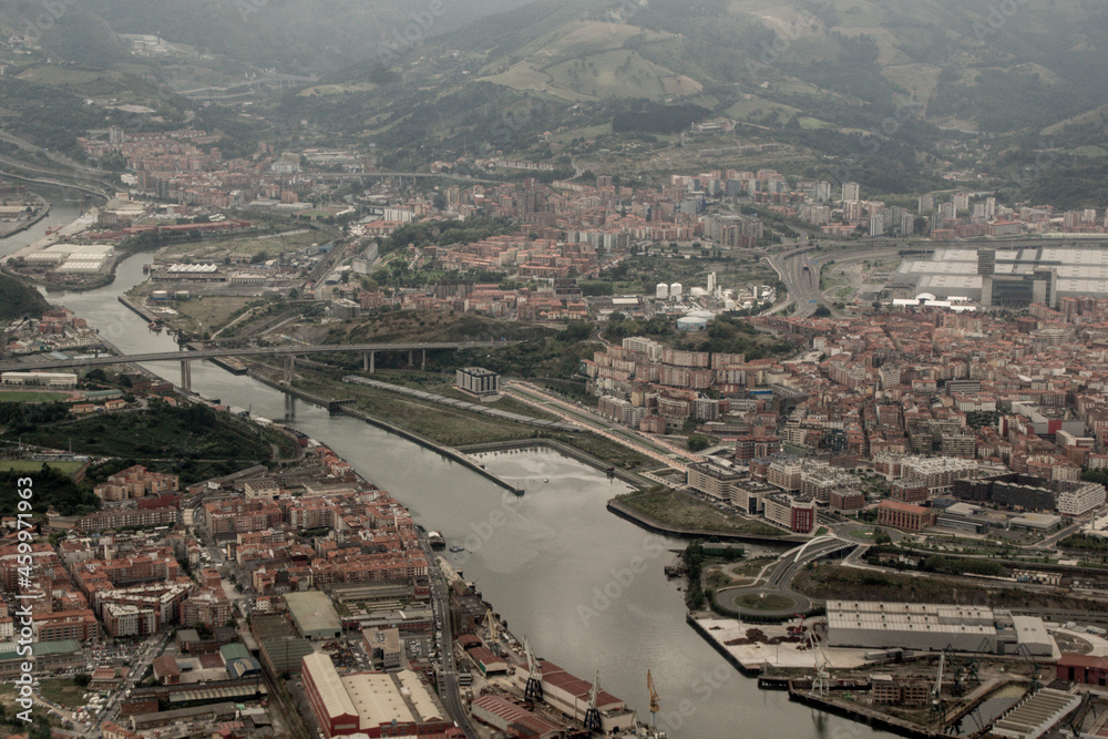 Gran Bilbao desde el avión