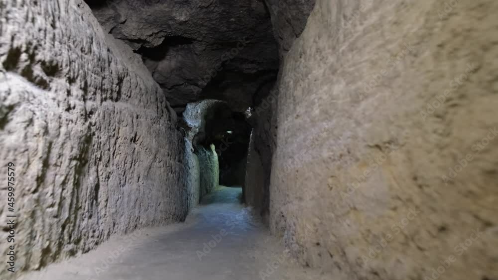 Tunnels of the Egyptian pyramids. Science, archeology, underground