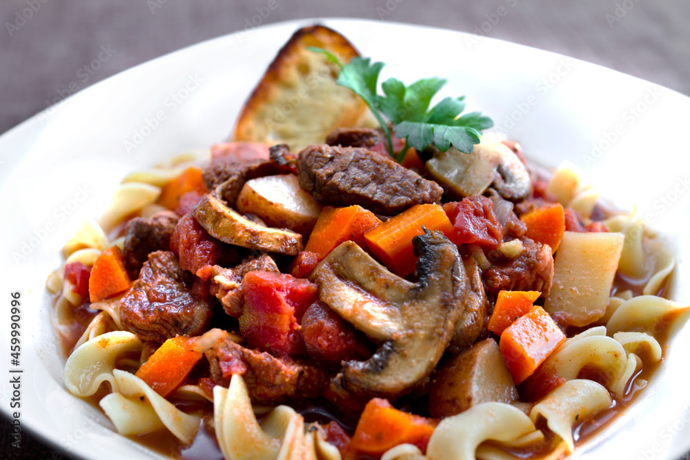 Sous Vide Beef Goulash with Vegetables Sous Vide Beef Goulash with Vegetables