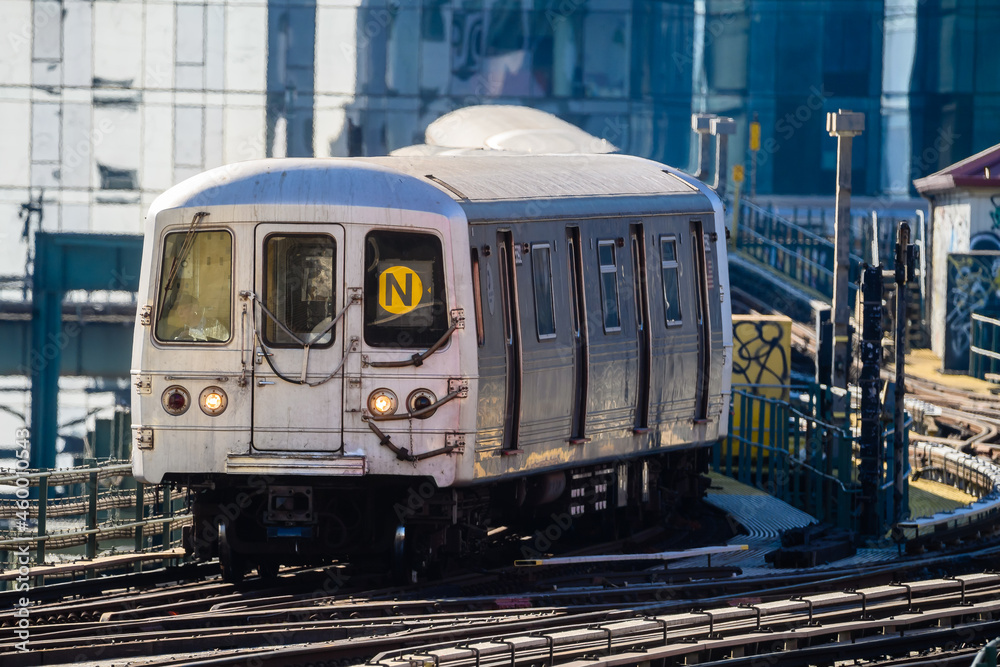 Naklejka premium N train in Astoria