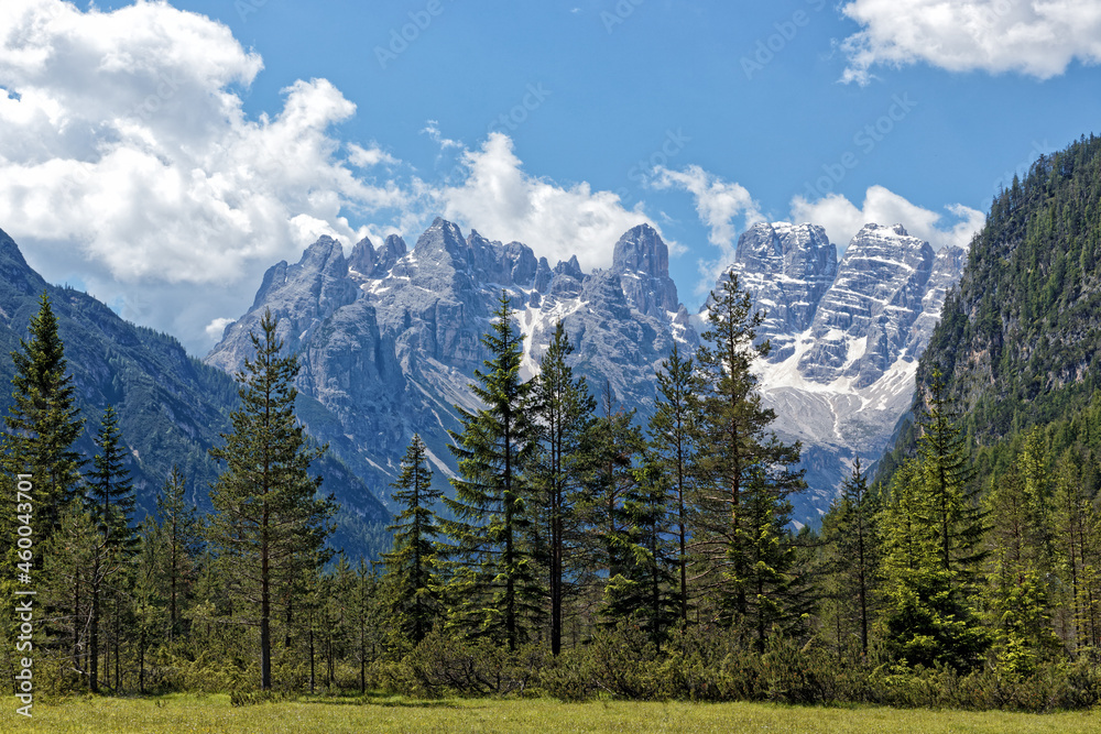 Dolomitengipfel nahe Cortina d'Ampezzo, Alpen, Italien, Europa