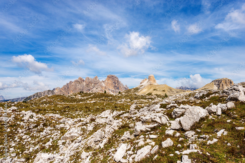 Sesto Dolomites from Tre Cime di Lavaredo. Mountain peaks of Monte Rudo or Rautkofel, Croda dei Rondoi or Schwalbenkofel, Torre dei Scarperi or Schwabenalpenkopf and Croda dei Baranci. Trentino, Italy