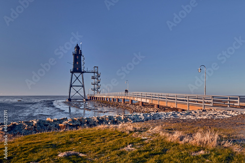 Leuchtturm Obereversand in Dorum-Neufeld an der Wurster Nordseeküste. photo