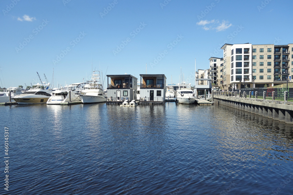 The riverwalk along the Cape Fear River in downtown Wilmington NC, with ...