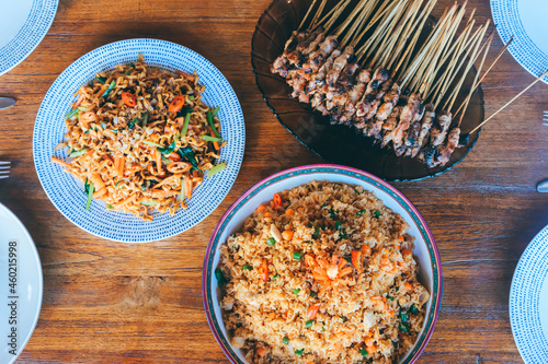 東南アジアの料理　ランチ　ミーゴレン　ナシゴレン　サテ