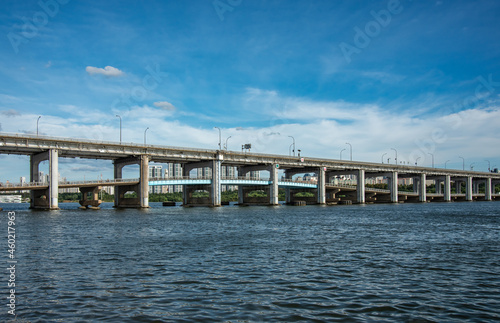 大河の橋 © plux2738