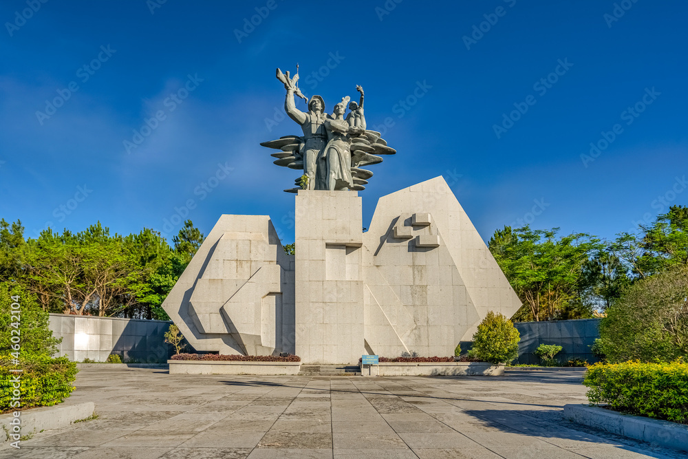 Obraz premium Duong 9 or 9 road Martyrs Cemetery, Quang Tri, Vietnam