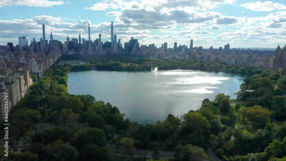 flying counter clockwise around reservoir in Central Park NYC flying counter clockwise around reservoir in Central Park NYC
