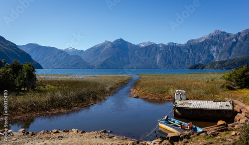 Lago Yelcho photo