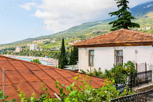 Foto Old roofs in Crimea on the Black Sea coast