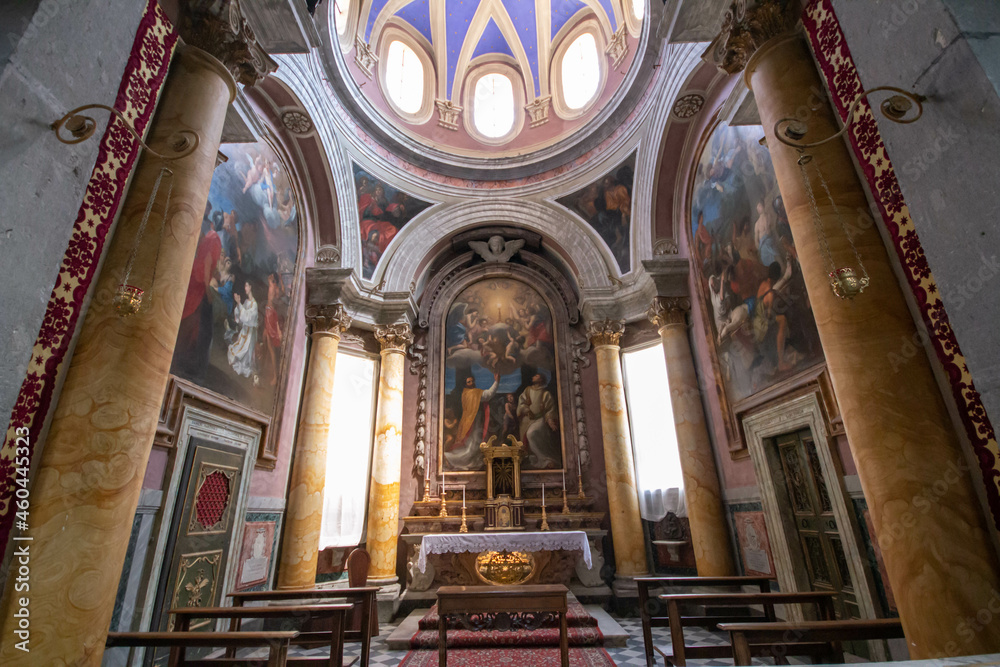 Obraz premium interior of The church of Santa Maria Nuova is a Romanesque church of Viterbo located located in the historic center, It is home to the oldest parish in the city.
