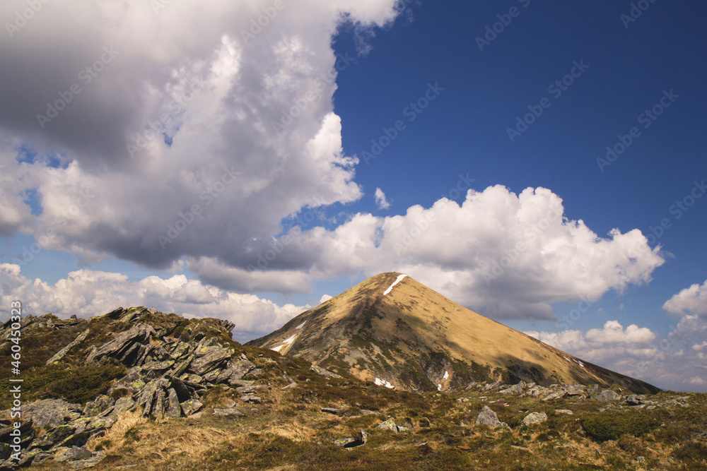 Travel to the mountains (Carpathians) - clouds, snow and lakes Travel to the mountains (Carpathians) - clouds, snow and lakes