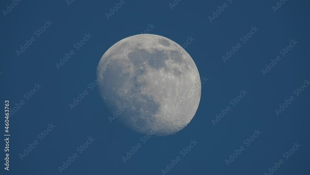 moving the moon in the blue sky, natural sound moving the moon in the blue sky, natural sound