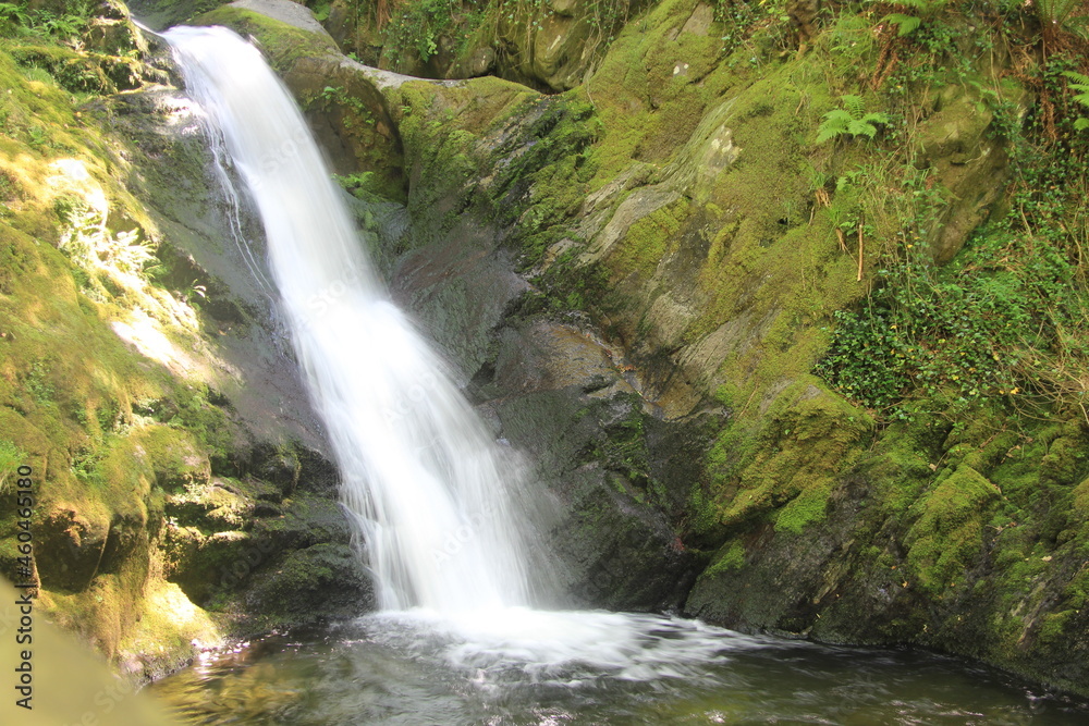 Naklejka premium Dol Goch Waterfalls in long exposure