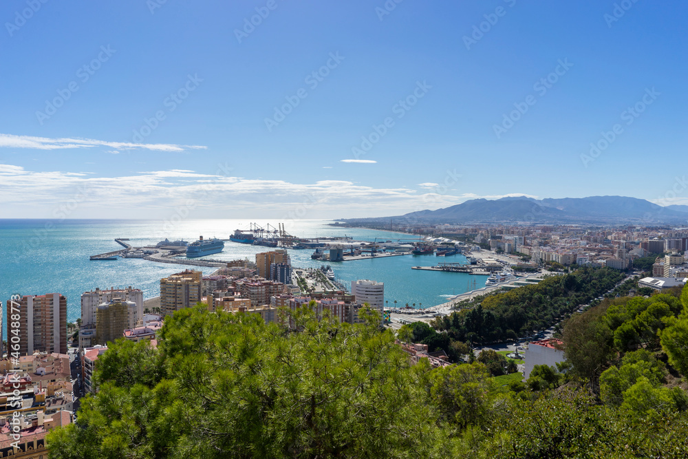 Naklejka premium Panoramic view of the port of Malaga from the Gibralfaro Castle
