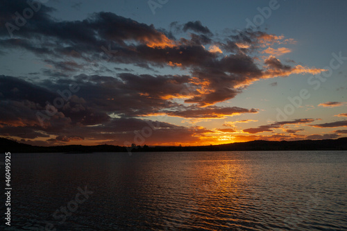 Anochece en Garayo photo