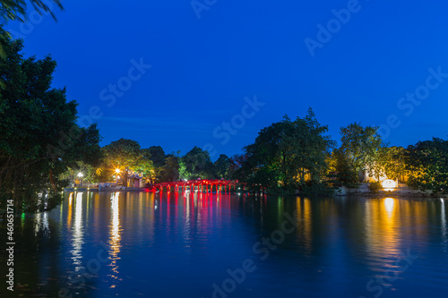 Hoan Kiem lake
 photo