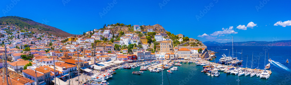 Fototapeta premium View of the amazing Hydra island, Greece.