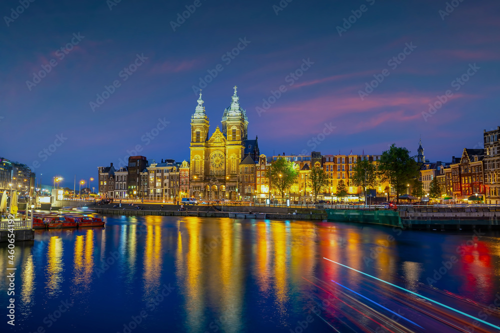 Obraz premium Amsterdam downtown city skyline cityscape of Netherlands