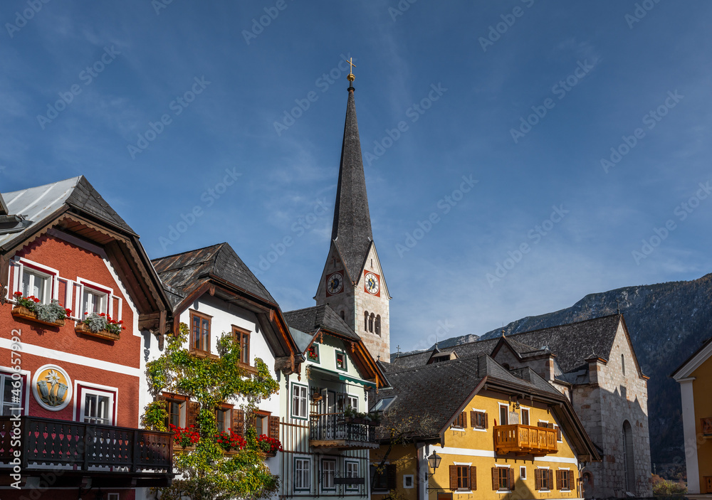 Obraz premium Hallstatt colorful buildings and Evangelical Church tower - Hallstatt, Austria