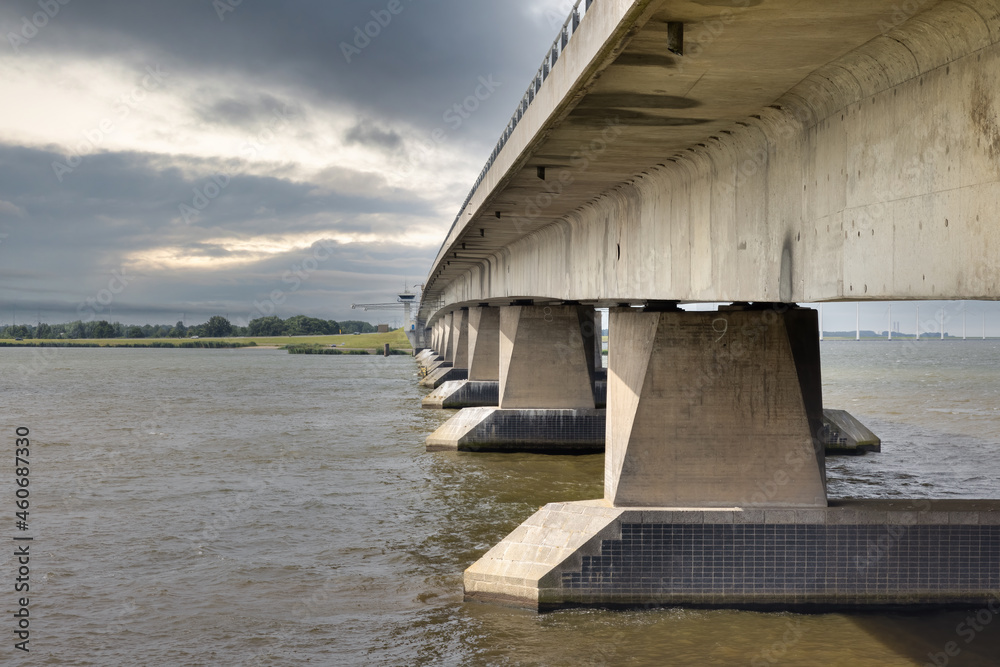 Profile Dutch concrete bridge between Noordoostpolder and Flevoland Profile Dutch concrete bridge between Noordoostpolder and Flevoland