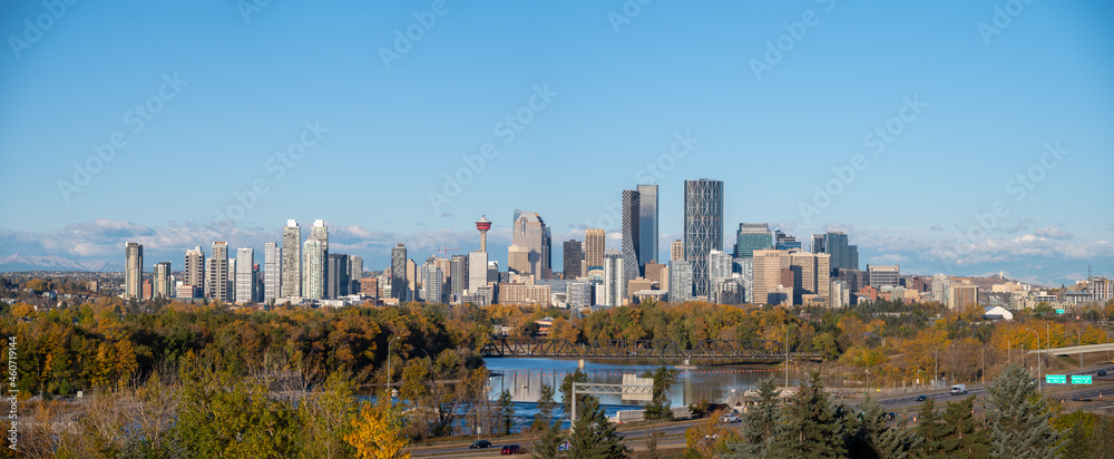 Obraz premium Panoramic view of Calgarys beautiful skyline
