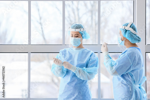 Female Asian surgeons near ...