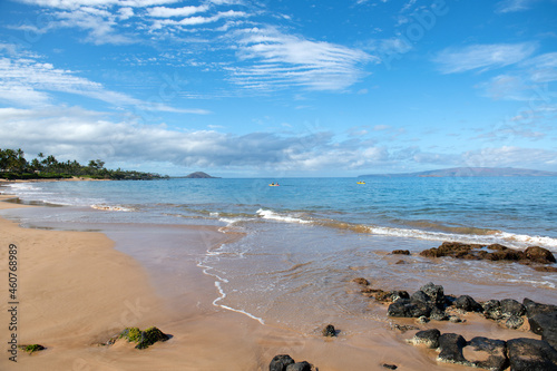 Fototapeta Naklejka Na Ścianę i Meble -  Summer vacation, holiday background of a tropical beach and blue sea. Hawaii beach.