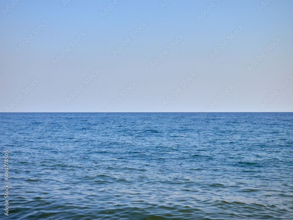 sea and sky, horizon line