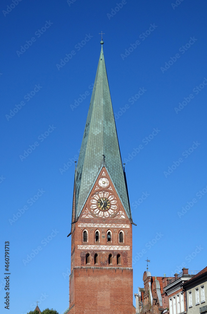Turm der Nikolaikirche in Lüneburg