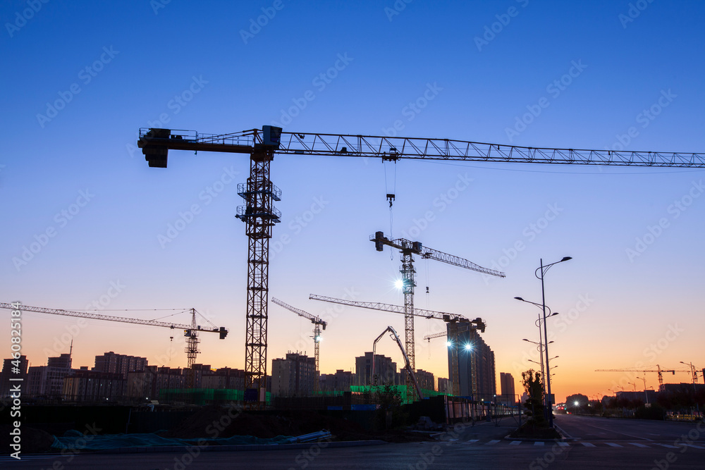 The building site is in the evening