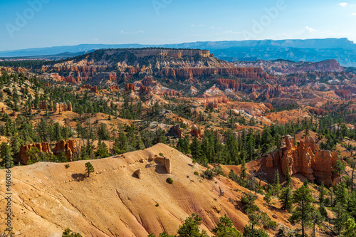Hoo Doo's on the Navajo Trail in bryce Canyon Ampitheater