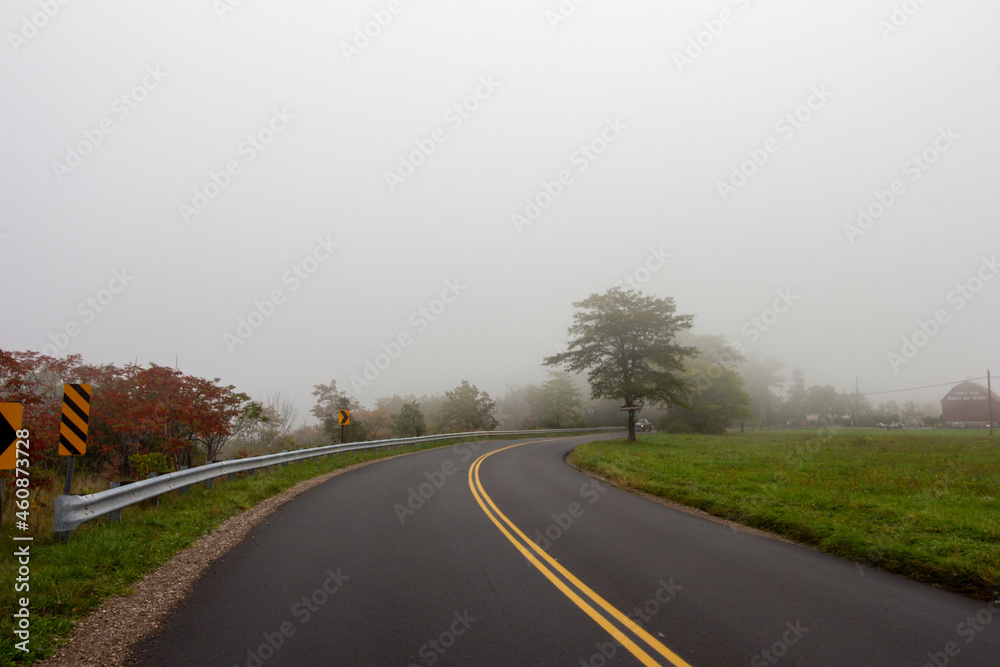Fototapeta premium Devil's Punchbowl Conservation Area, ON, Canada