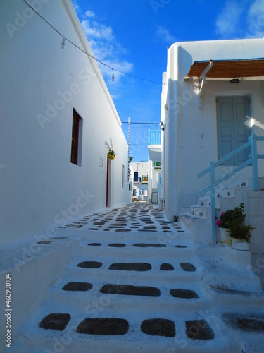 Fototapeta Naklejka Na Ścianę i Meble -  Streets of Mykonos