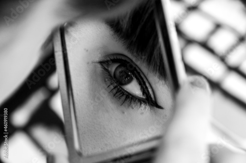 Fotografía ojo en el espejo