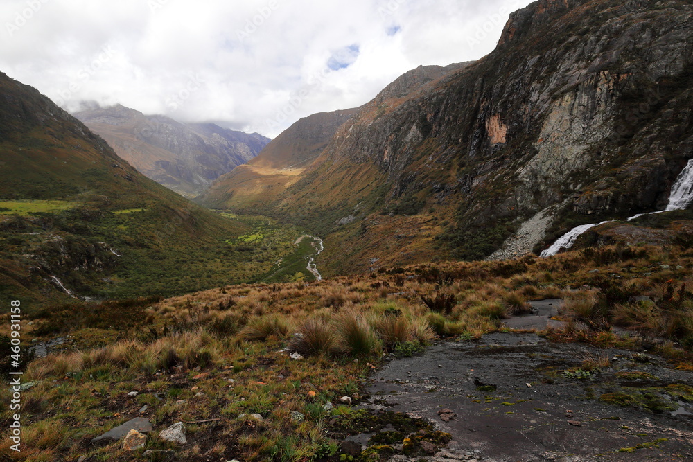 Fototapeta premium Laguna 69 in Huaraz, Peru