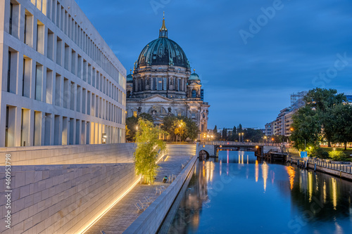 Canvas Print The modern backside of the City Palace, the cathedral and the river Spree in Ber