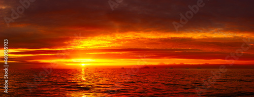 Sea sunset idyll