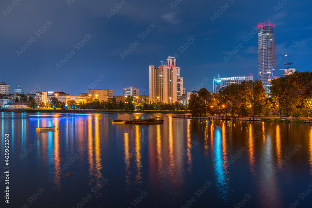 Night on a pond in the center of the city