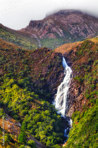 Tas horsetail fall peak vert photo