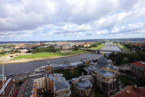 Blick von der Frauenkirche auf die Altstadt und die Elbe photo