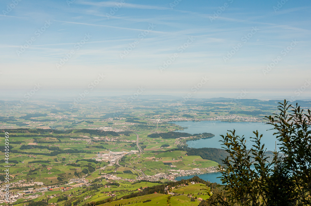 Obraz premium Rigi, Zugersee, Zug, Bergbahnen, Wanderweg, Zugerberg, Aussichtspunkt, Walchwil, Immensee, Cham, Zentralschweiz, Alpen, Sommer, Schweiz