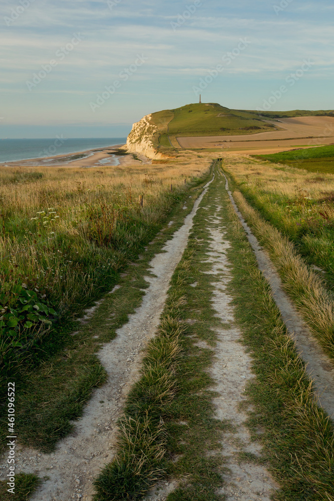 Fototapeta premium Cliffs on a beach in Cap Blanc Nez, France