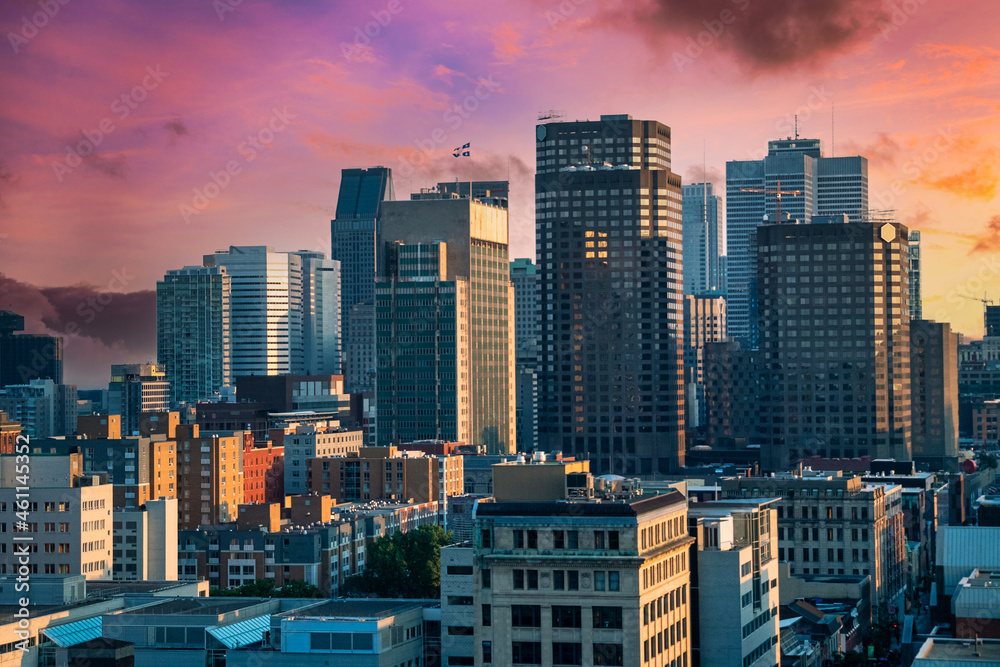 Obraz premium Montreal City Skyline at Dusk, Canada