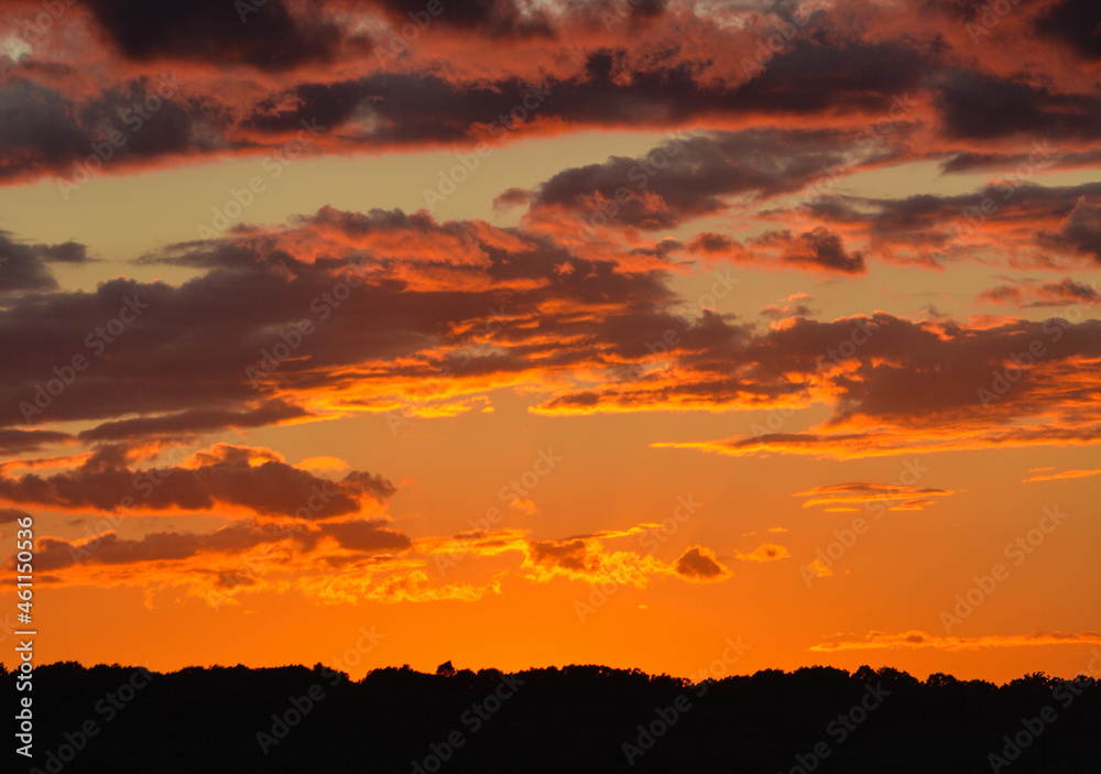 Obraz premium Beautiful colors of the Sunset, at Fenton National Recreational Area in Fenton, Kentucky 