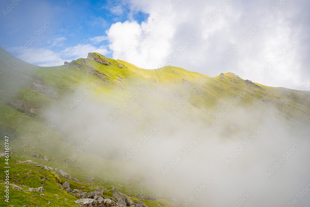 The Khaliya Top is a meandering meadow surrounded by snowy peaks, offering an awe-inspiring view of the mystical land of Kumaun, located near Munsiyari in Pithoragarh district of Uttarakhand.