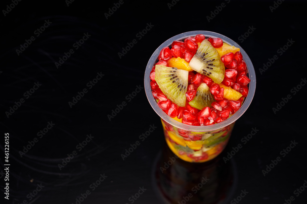Mixed cut fruits