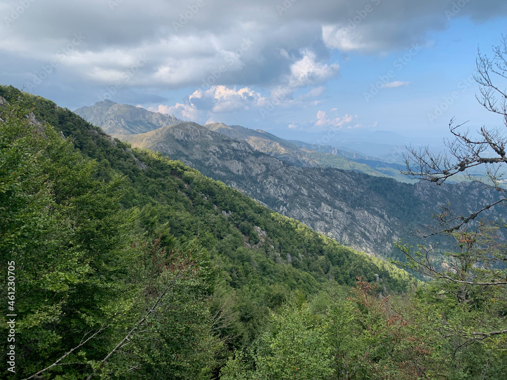 Obraz premium Montagnes corses sur le GR20